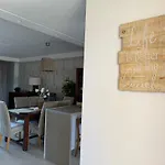 Nyaraló House Bermuda *