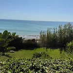 Nyaraló House Bermuda