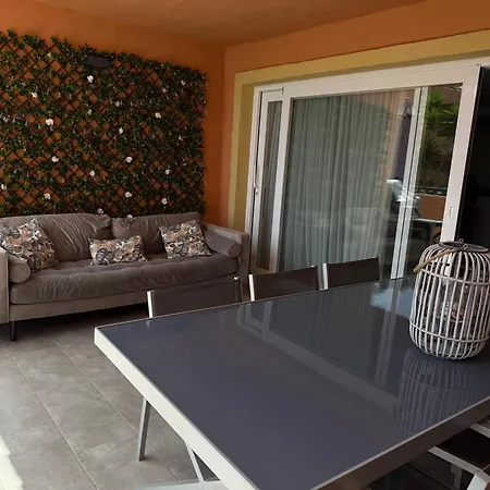 House Bermuda Nyaraló